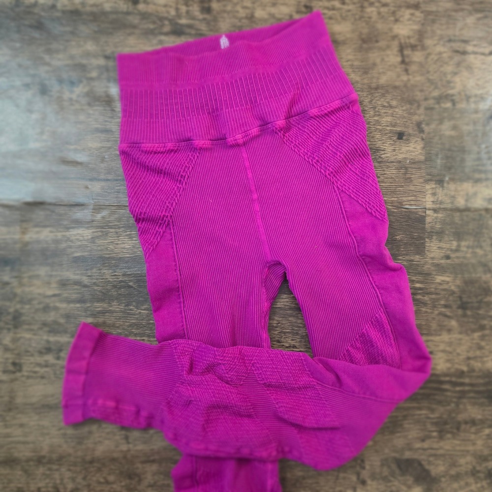 FREE PEOPLE MOVEMENT Good Karma Leggings Womens M/L Pink Seamless High Rise